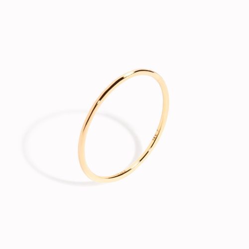 Stacking ring in 14k solid gold