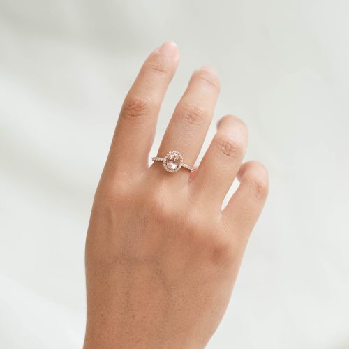 Taralynn 1 morganite halo ring 14k model 20596 edit final schnell RG edit ltr cropped 2d22dd10 c575 4b97 a570 4b8042f674f0