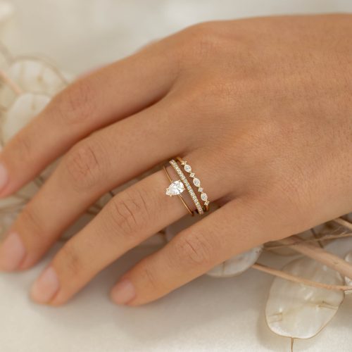 keira 30 nova marquise eternity martine ring 14k ldm model 57 cropped b078432c e6b9 4575 908b e084e3d9caae