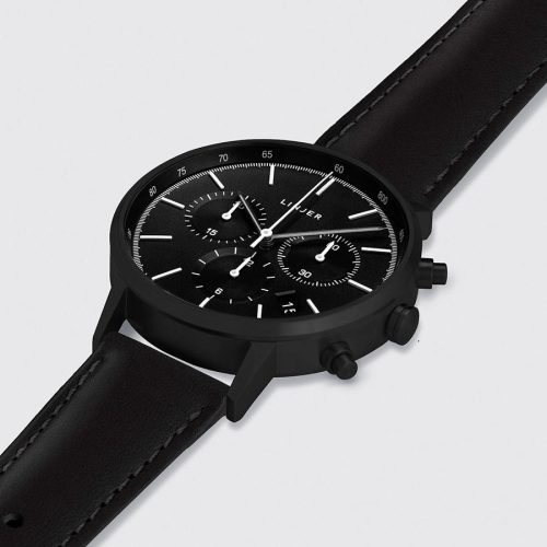 linjer chronograph black dial black black 2 angle 33f699b2 461f 41b1 a9c3 3d2221f50dda