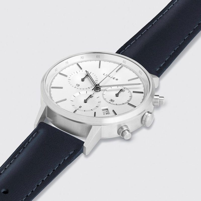 linjer chronograph silver dial silver navy 2 angle 17203807 7acb 4e9f a498 bb4a0609740c