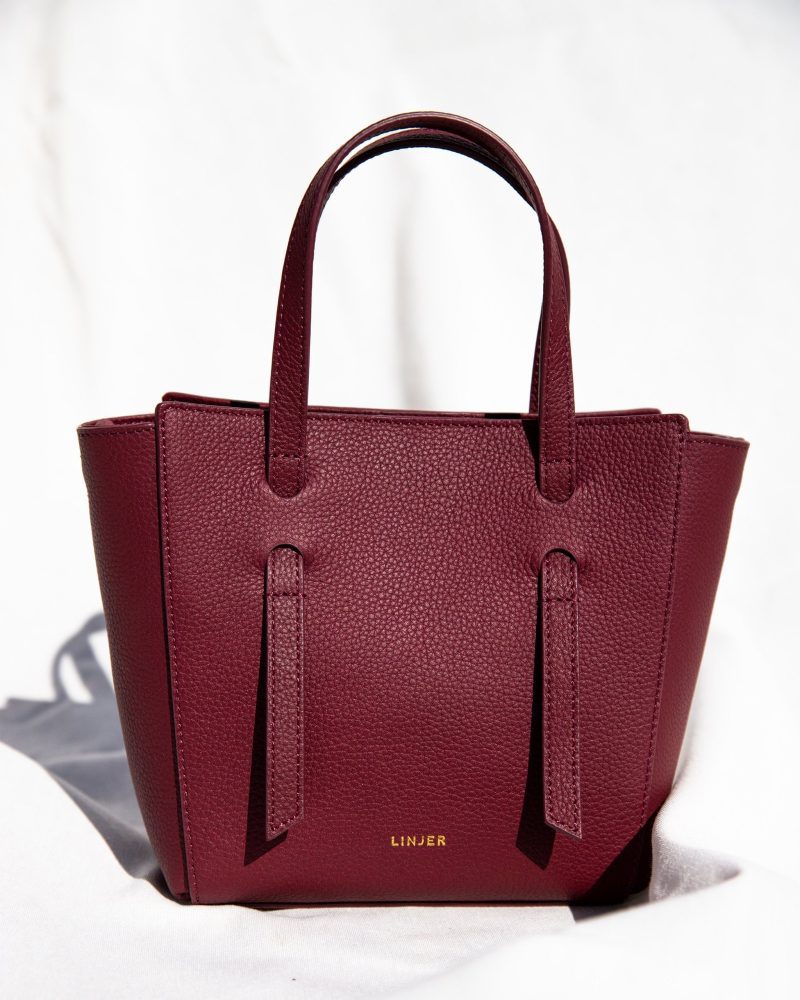 linjer lana bag maroon 2 4c038157 c472 485e 90fc 6febad99d7b6