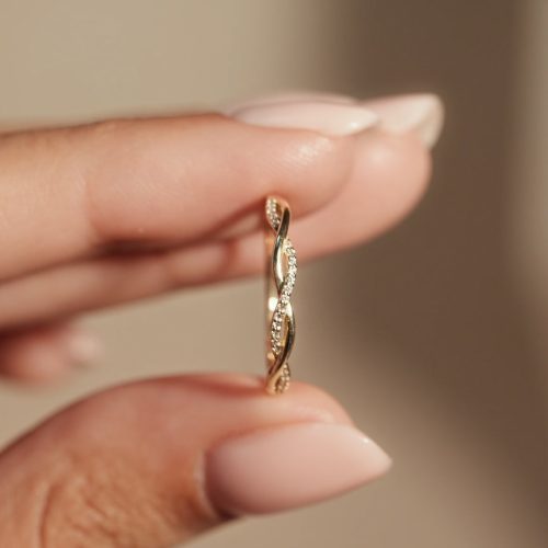 mel 6 diamond twist ring anais 14k ldm 25 still