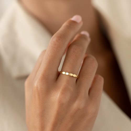 ribbed gold ring mika 2