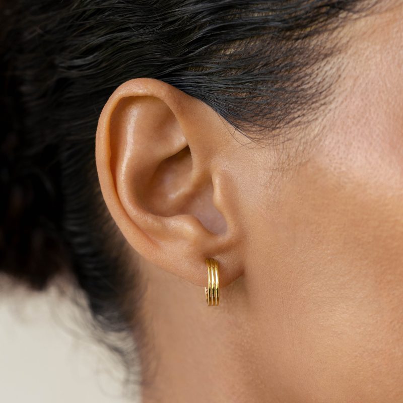 triple gold hoop earrings olina 1